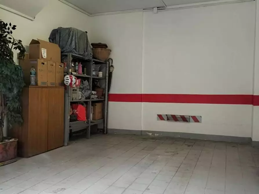 Immagine 3 di Box auto in affitto  in VIA alfonso  lamarmora 6 a Torino