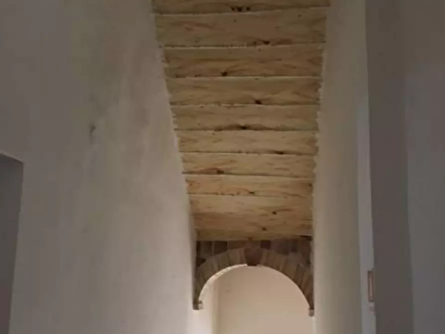 Immagine 19 di Palazzo in vendita  in VIA della piaggiola a Amelia