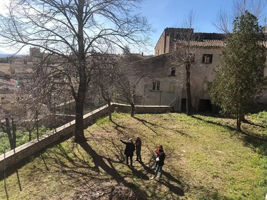 Immagine 2 di Palazzo in vendita  in VIA della piaggiola a Amelia