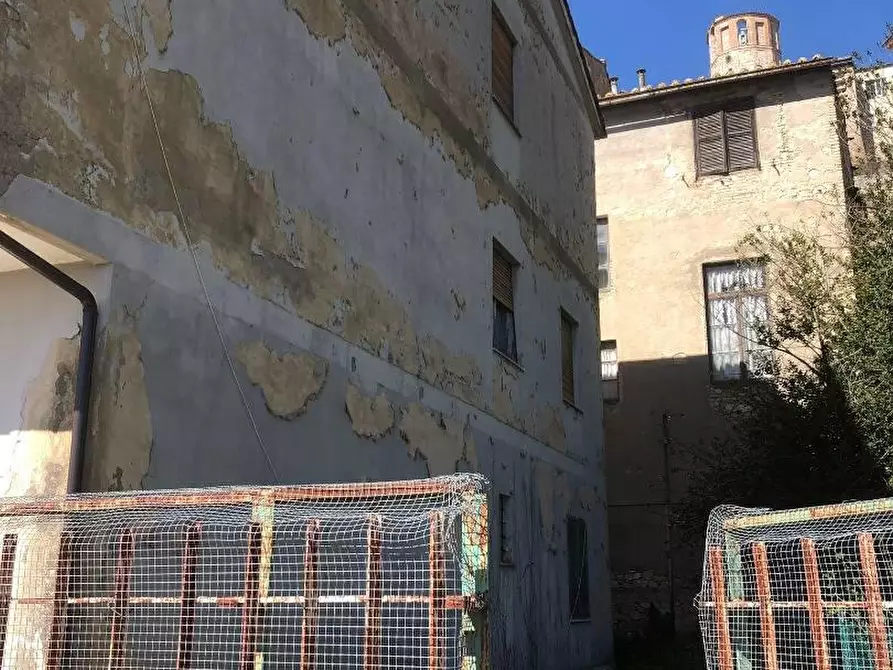 Immagine 6 di Palazzo in vendita  in VIA della piaggiola a Amelia