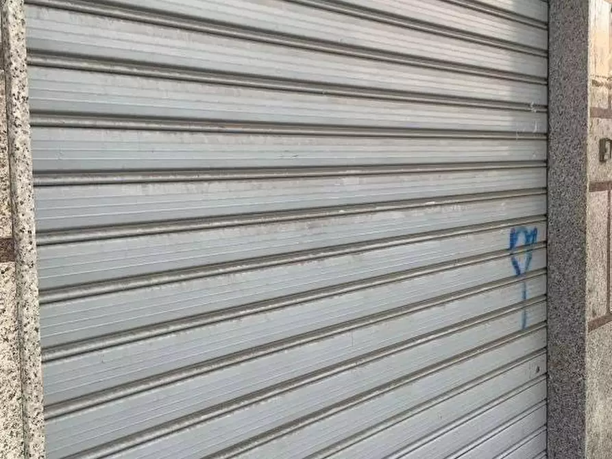 Immagine 7 di Locale commerciale in vendita  in CORSO umberto 546 a Ficarazzi