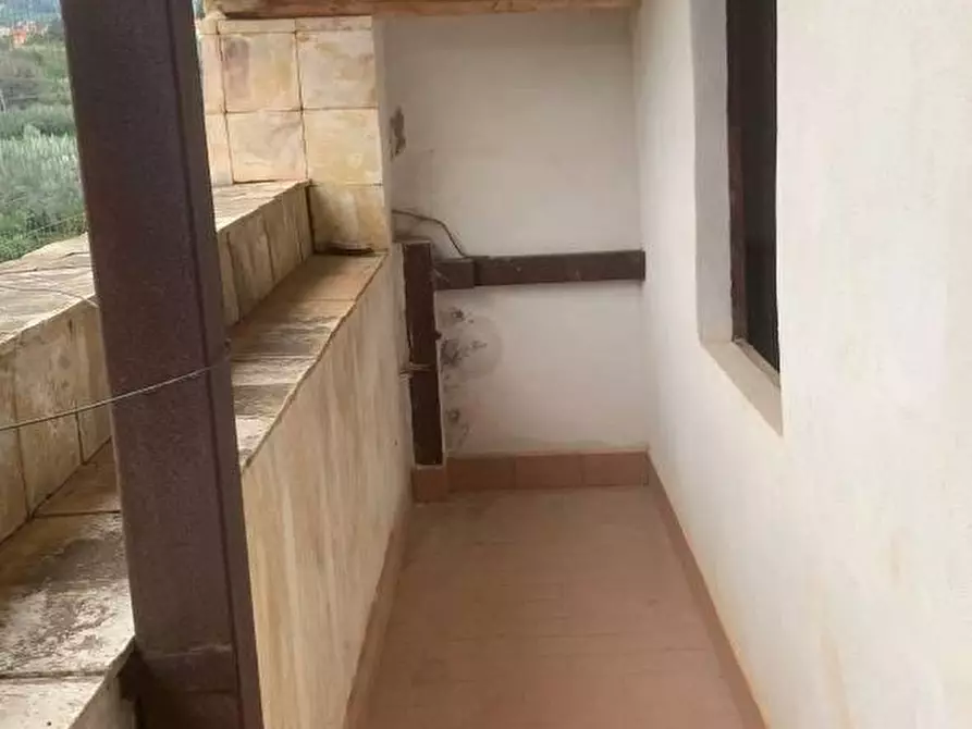 Immagine 9 di Locale commerciale in vendita  in VIA pietre mole 7 a Monreale