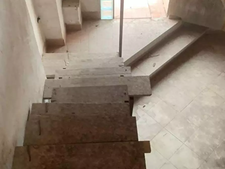 Immagine 8 di Locale commerciale in vendita  in VIA pietre mole 7 a Monreale