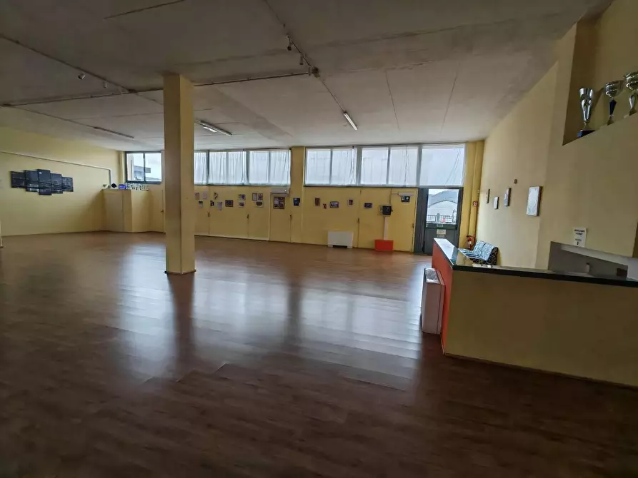 Immagine 20 di Laboratorio in vendita  in VIA gobetti a Arezzo