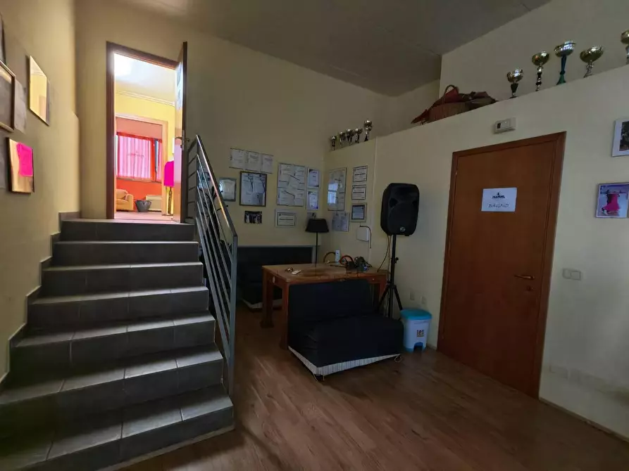 Immagine 5 di Laboratorio in vendita  in VIA gobetti a Arezzo