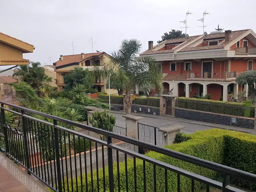 Immagine 1 di Appartamento in affitto  in VIA loreto a Acireale
