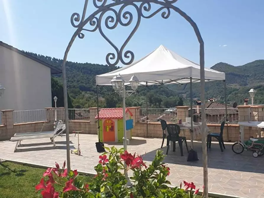 Immagine 1 di Casa bifamiliare in vendita  in VIA della quercia a Vaiano