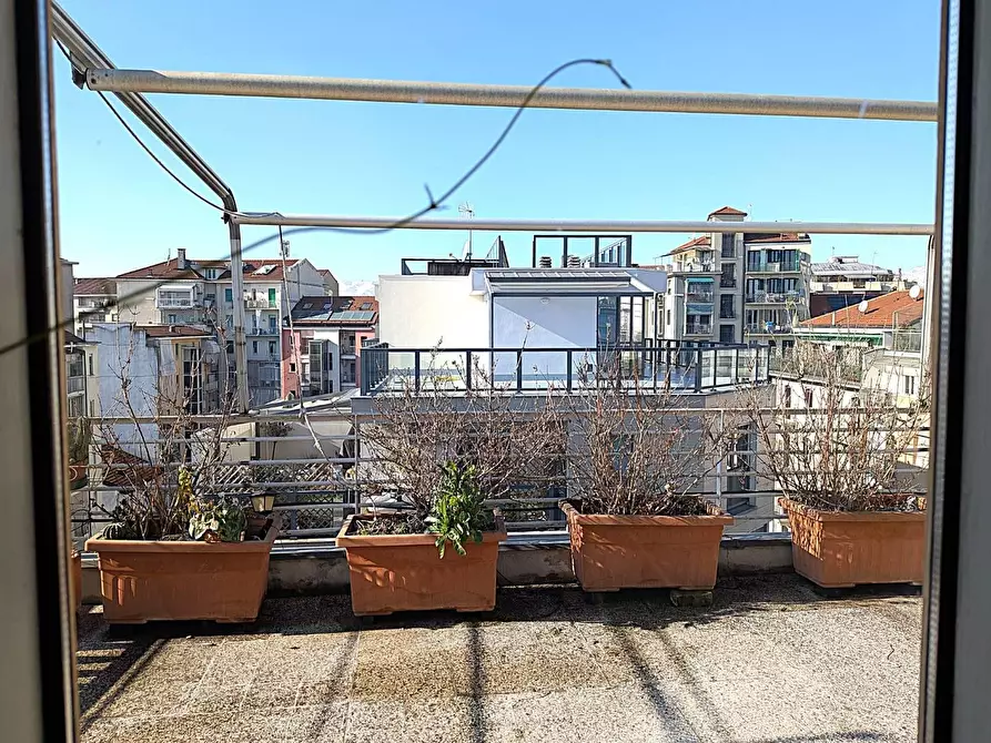 Immagine 21 di Attico in vendita  in VIA medici 117 a Torino