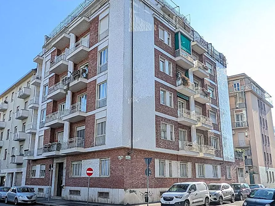 Immagine 25 di Attico in vendita  in VIA medici 117 a Torino