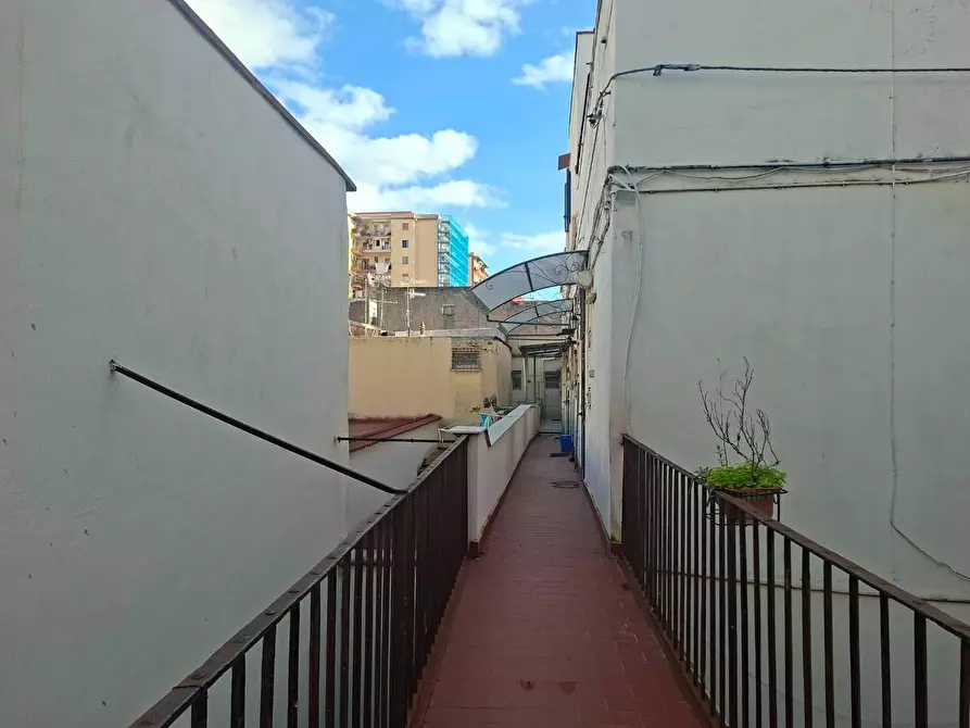 Immagine 5 di Appartamento in vendita  a Torre Annunziata