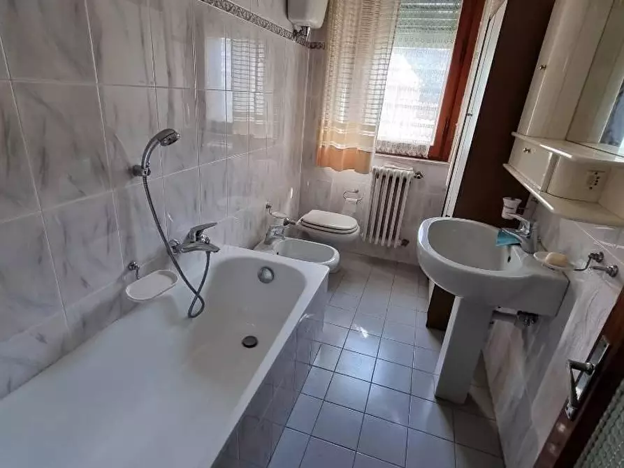 Immagine 9 di Appartamento in vendita  in LOCALITA'montecchio  vesponi a Castiglion Fiorentino