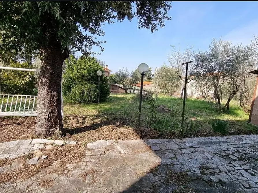 Immagine 11 di Appartamento in vendita  in LOCALITA'montecchio  vesponi a Castiglion Fiorentino