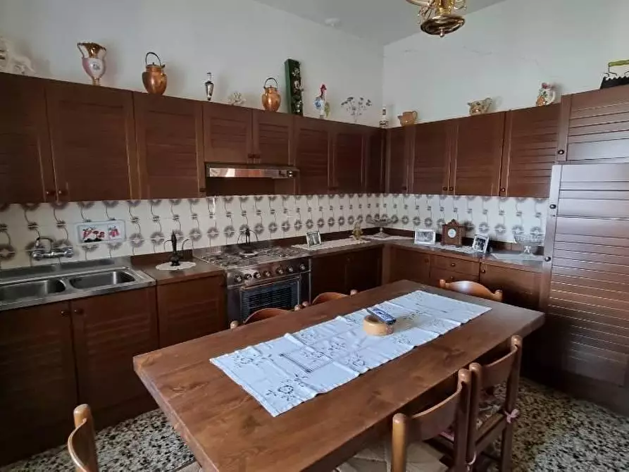 Immagine 3 di Appartamento in vendita  in LOCALITA'montecchio  vesponi a Castiglion Fiorentino