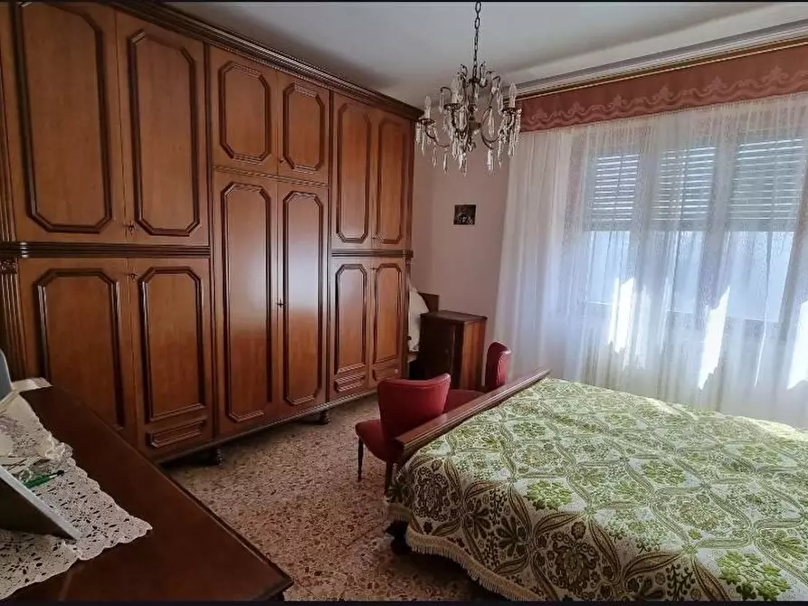 Immagine 7 di Appartamento in vendita  in LOCALITA'montecchio  vesponi a Castiglion Fiorentino