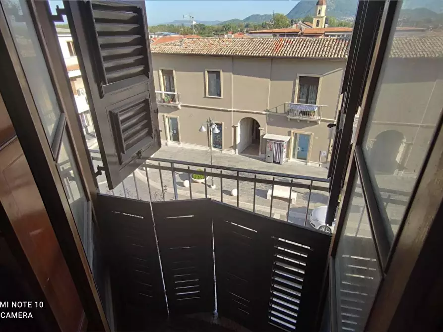 Immagine 18 di Palazzo in vendita  in PIAZZA vittorio emanuele a Rotondi