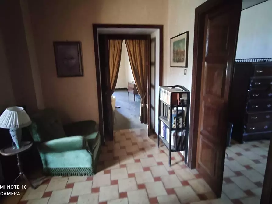 Immagine 8 di Palazzo in vendita  in PIAZZA vittorio emanuele a Rotondi