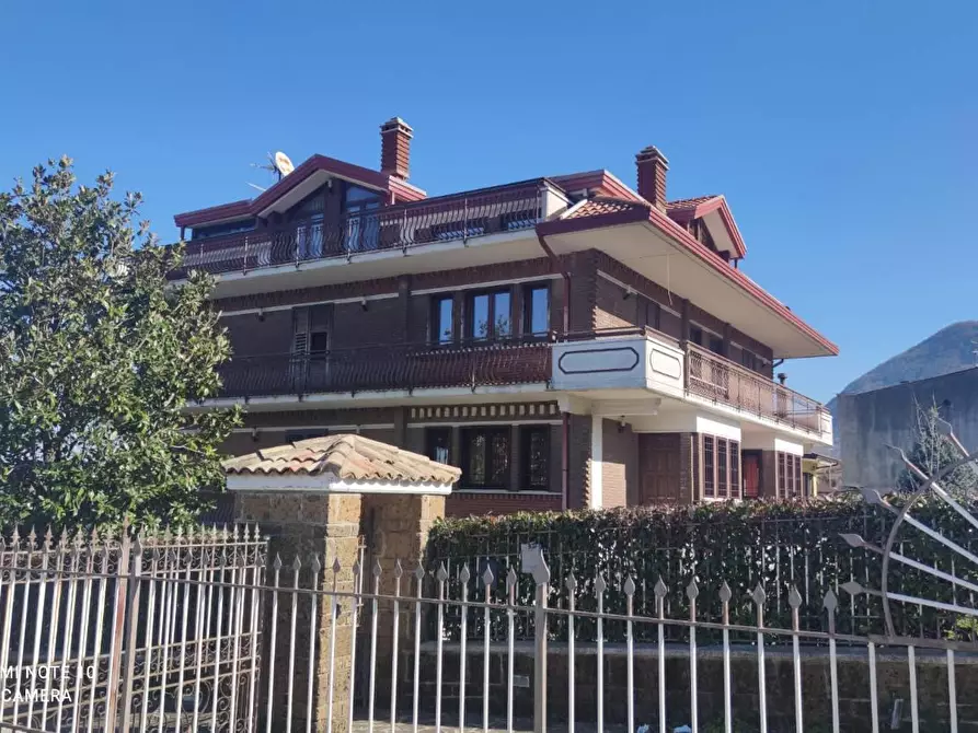 Immagine 4 di Appartamento in vendita  in VIA scaccano 11A a Cervinara