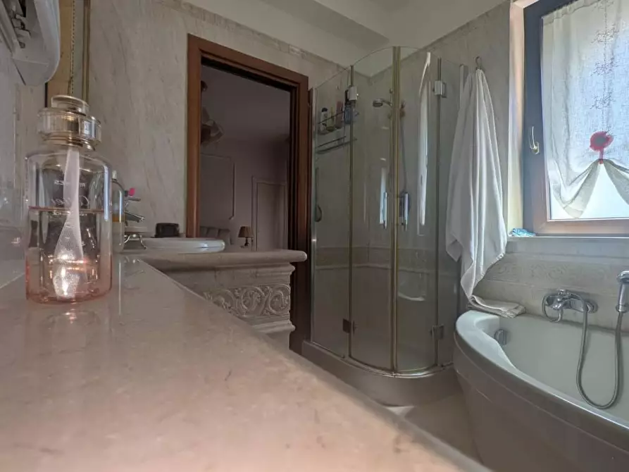 Immagine 23 di Casa bifamiliare in vendita  in VIA naxos 11 a Crotone