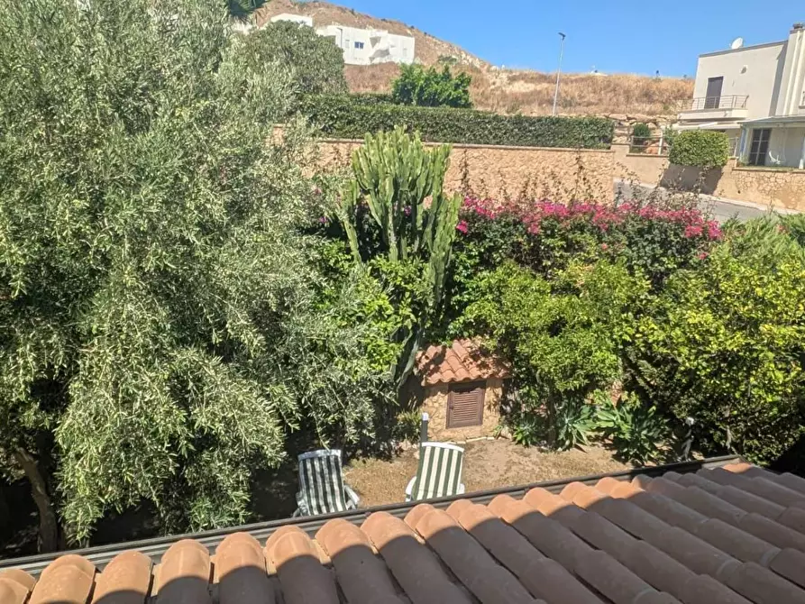 Immagine 30 di Casa bifamiliare in vendita  in VIA naxos 11 a Crotone