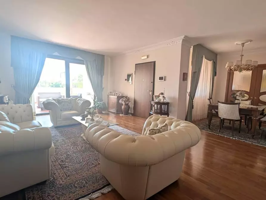 Immagine 4 di Casa bifamiliare in vendita  in VIA naxos 11 a Crotone