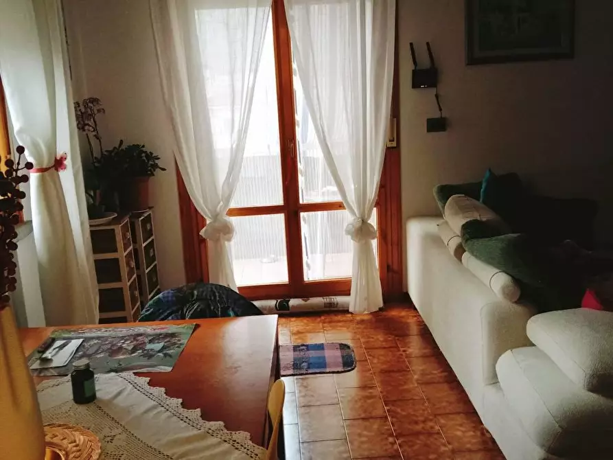 Immagine 3 di Appartamento in vendita  in PIAZZETTA val d'enza 2 a Vetto