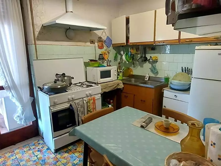 Immagine 19 di Appartamento in vendita  in CORSO vittorio emanuele III a Torre Annunziata