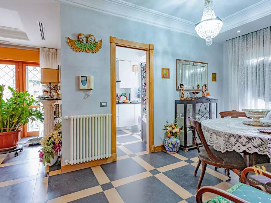 Immagine 13 di Appartamento in vendita  in VIA amantea 74 a Roma