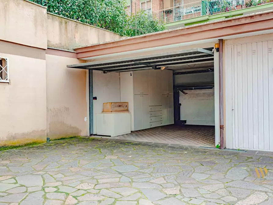 Immagine 15 di Appartamento in vendita  in VIA amantea 74 a Roma