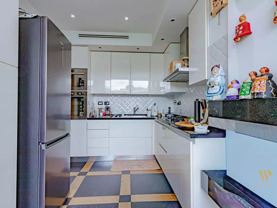 Immagine 6 di Appartamento in vendita  in VIA amantea 74 a Roma