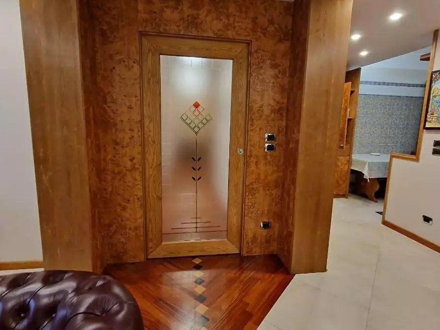 Immagine 5 di Appartamento in vendita  in VIA vesuvio a Torre Annunziata