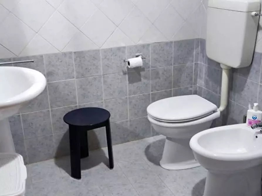 Immagine 17 di Appartamento in vendita  in VIALE himera 3 a Campofelice Di Roccella