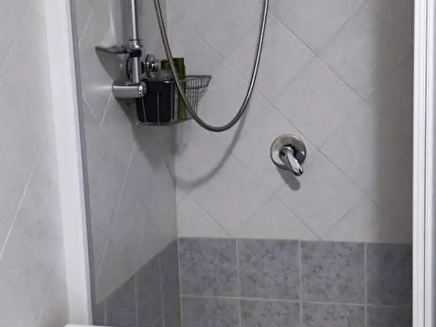 Immagine 9 di Appartamento in vendita  in VIALE himera 3 a Campofelice Di Roccella