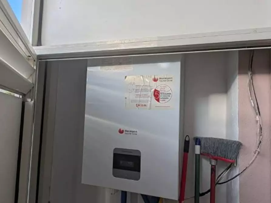 Immagine 2 di Appartamento in vendita  in VIA pergolesi 9 a Crotone