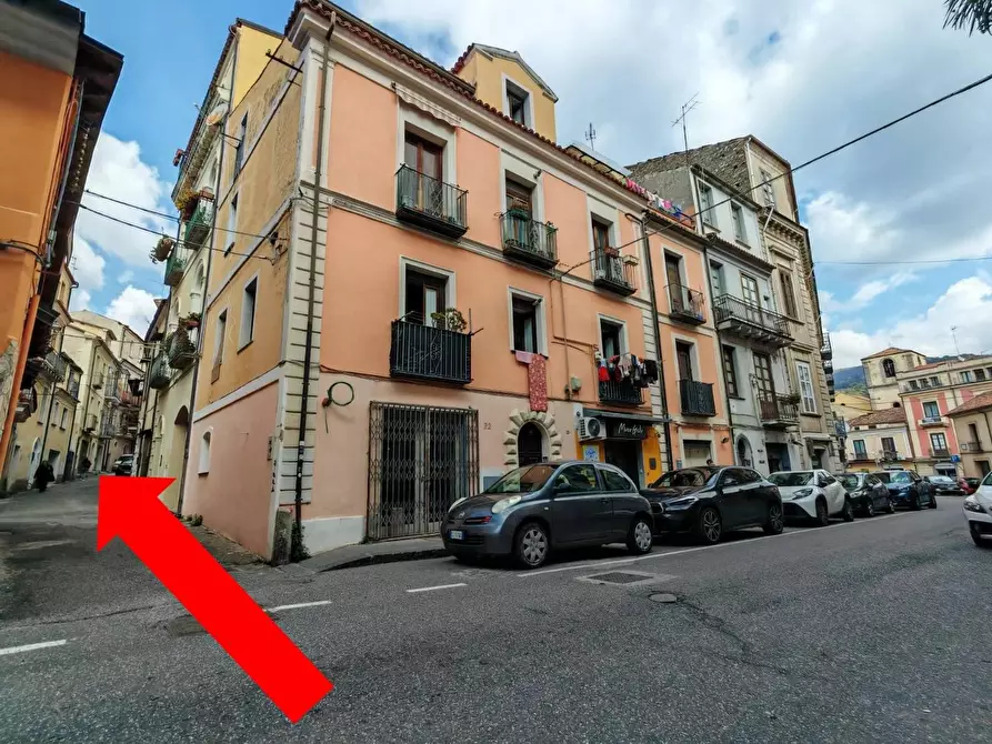 Immagine 4 di Locale commerciale in affitto  in VIA enrico  colosimo 22 a Lamezia Terme