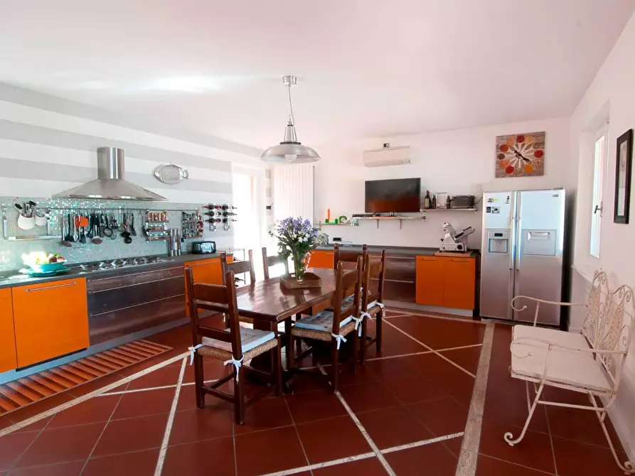 Immagine 10 di Villa in vendita  in VIA consumella a Portoferraio