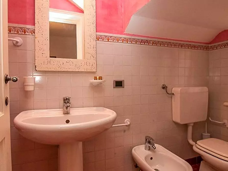 Immagine 14 di Villa in vendita  in VIA consumella a Portoferraio