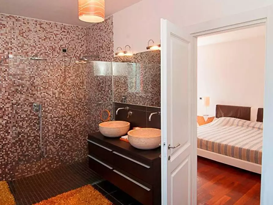 Immagine 19 di Villa in vendita  in VIA consumella a Portoferraio