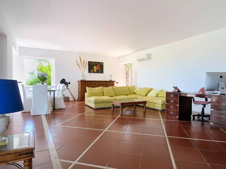 Immagine 8 di Villa in vendita  in VIA consumella a Portoferraio