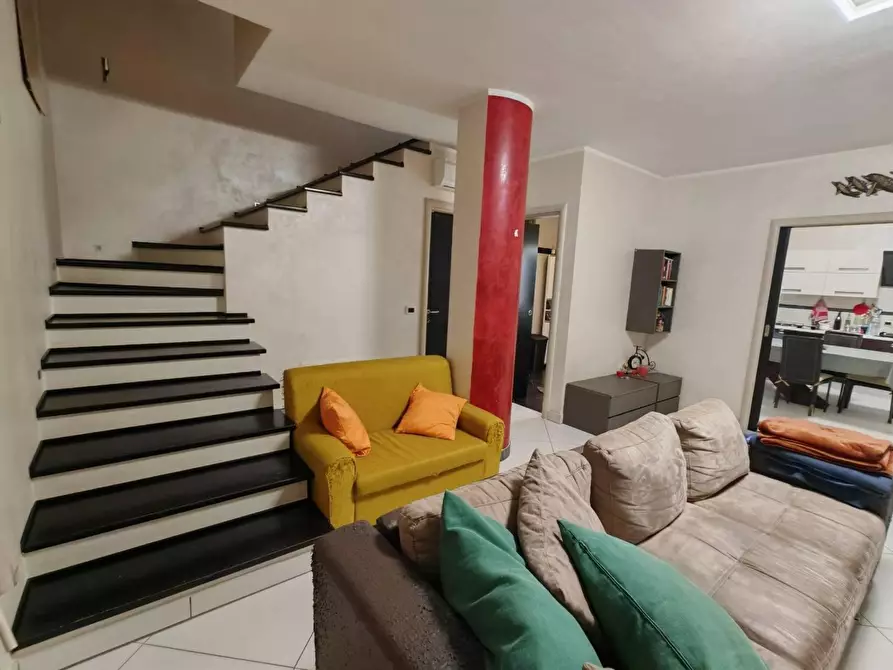 Immagine 5 di Casa bifamiliare in vendita  in VIA nazionale a Castiglione Del Lago