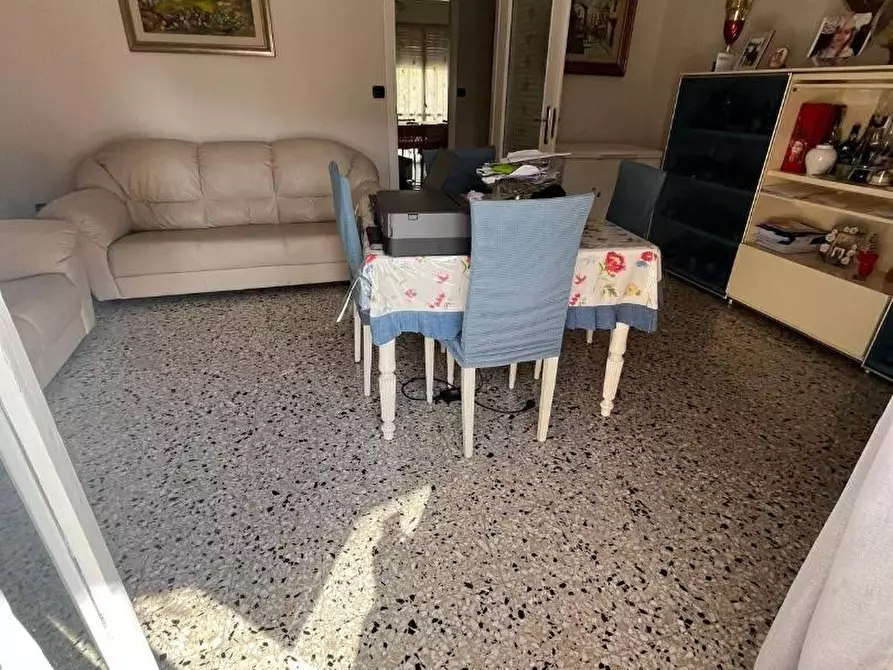 Immagine 13 di Appartamento in vendita  in PIAZZA dante 5 a Catanzaro