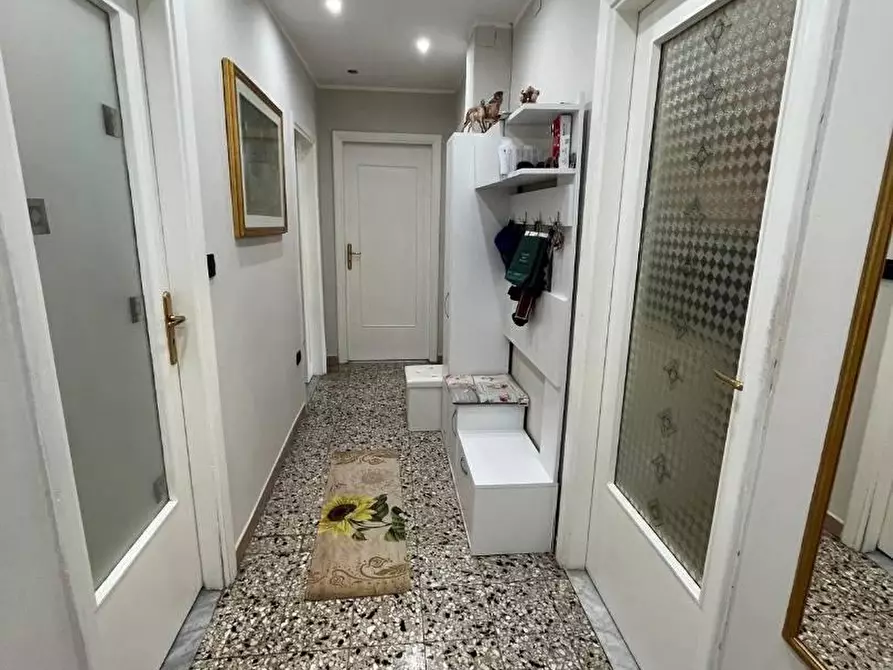 Immagine 8 di Appartamento in vendita  in PIAZZA dante 5 a Catanzaro