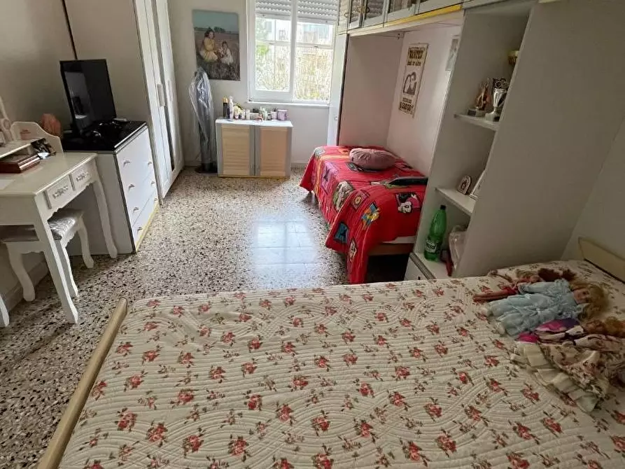 Immagine 9 di Appartamento in vendita  in PIAZZA dante 5 a Catanzaro