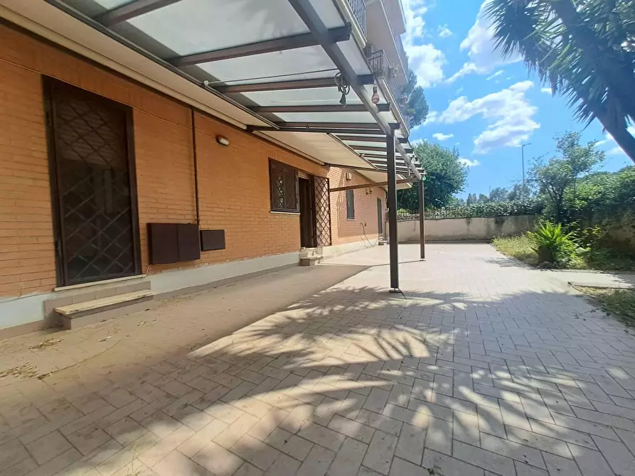 Immagine 1 di Appartamento in vendita  in VIA ciro marina 21 a Roma