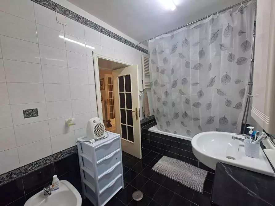 Immagine 13 di Appartamento in vendita  in CORSO garibaldi a Torre Annunziata