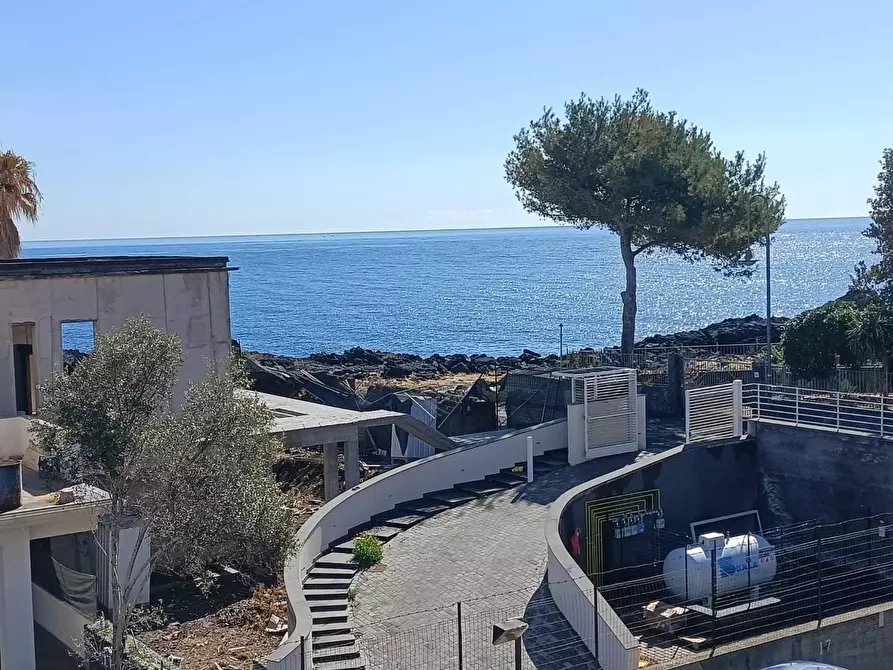 Immagine 10 di Appartamento in vendita  in VIA ribera a Acireale