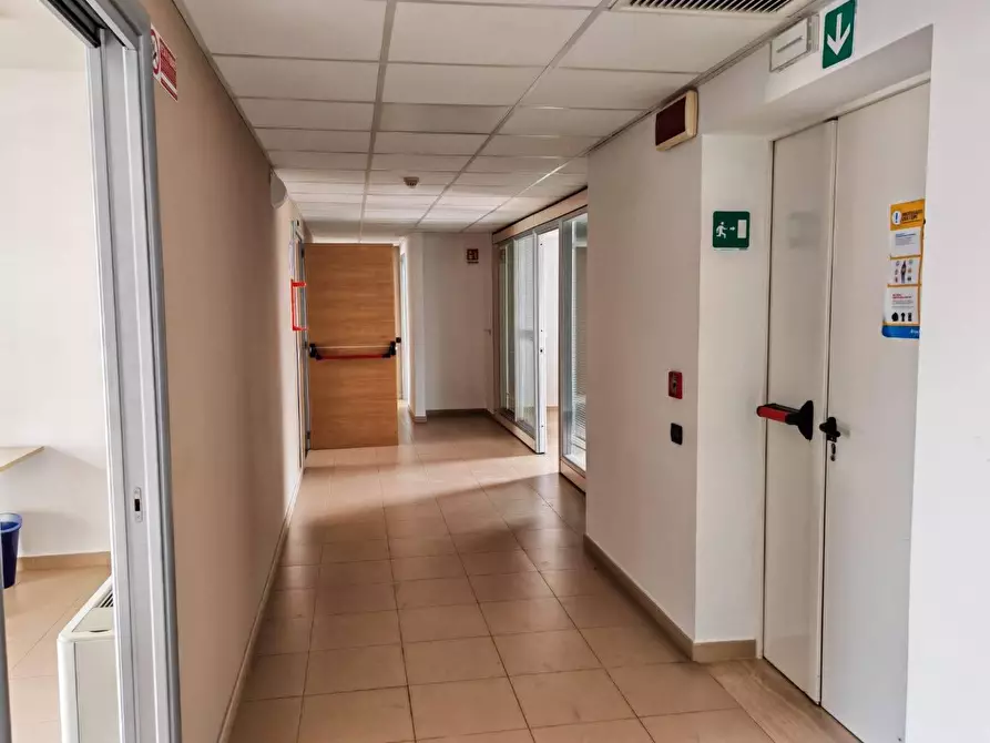 Immagine 1 di Ufficio in affitto  in VIA del mare a Lamezia Terme