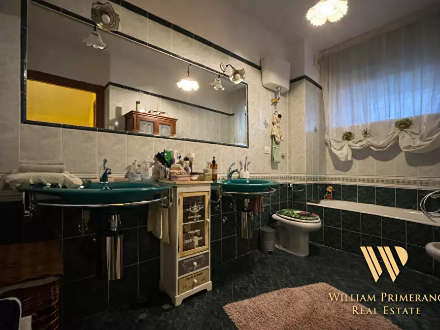 Immagine 7 di Villetta a schiera in vendita  in VIA ernesto  balducci 10 a Roma