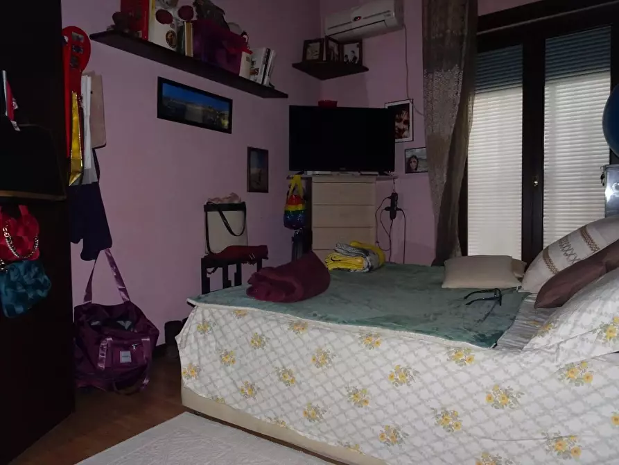 Immagine 3 di Appartamento in vendita  in PIAZZALE della radio a Roma