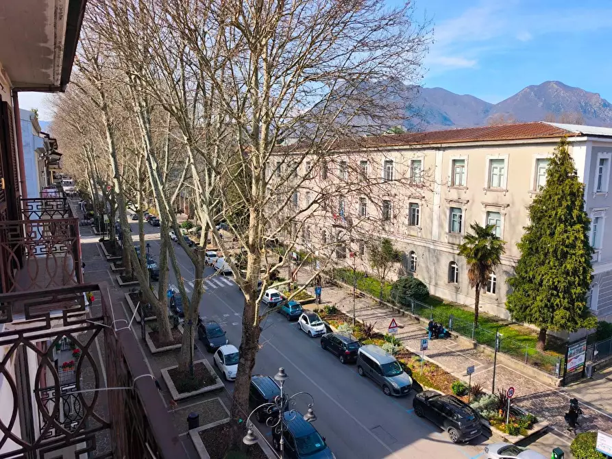 Immagine 2 di Appartamento in vendita  in CORSO vittorio  emanuele 359 a Avellino