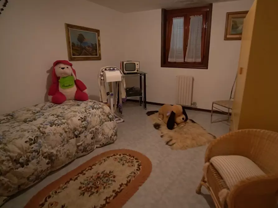 Immagine 10 di Villa in vendita  in VIA sei carpini 1 a Crotone